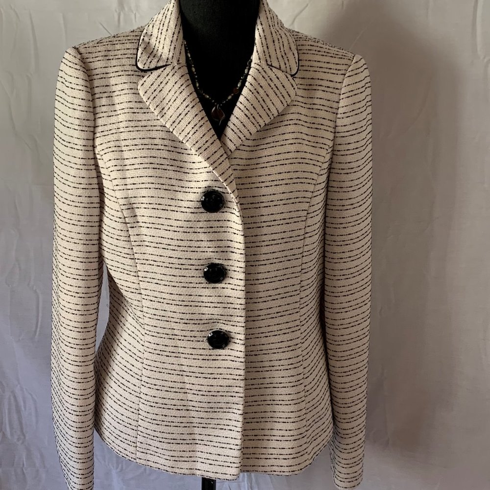 Le Suit Separates Suit Coat, Size 8, White Black